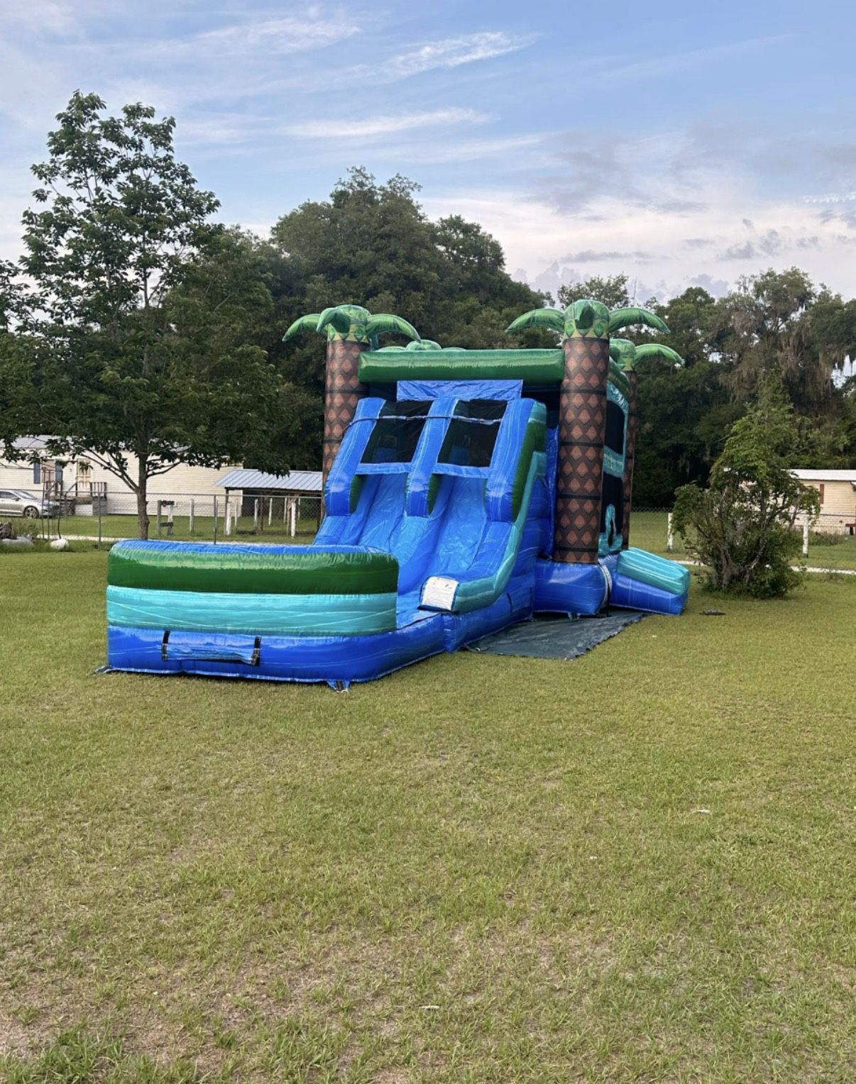 $1200 Commercial Combo Unit Bounce House