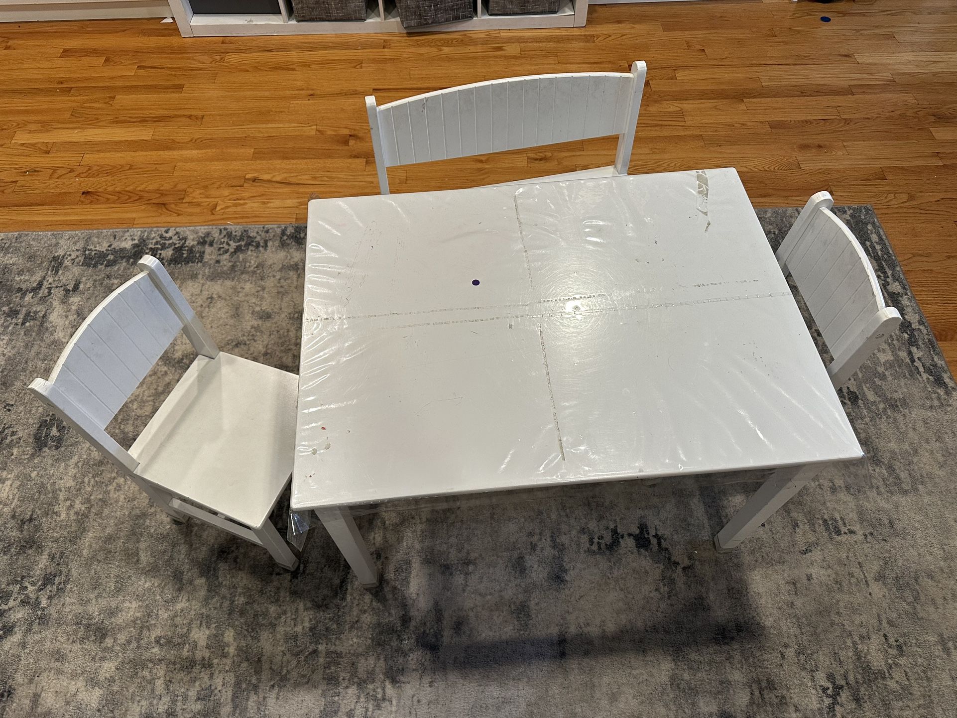 KidKraft Kids Table. Very Good Shape