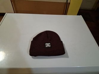 Men's DC winter beanie brand new