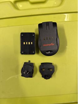 DIGIPOWER Nikon Digital SLR Travel Charger with 1 Battery Plates & 2 EU Plugs