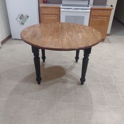 Kitchen Table Solid Wood w/Leaf Extender