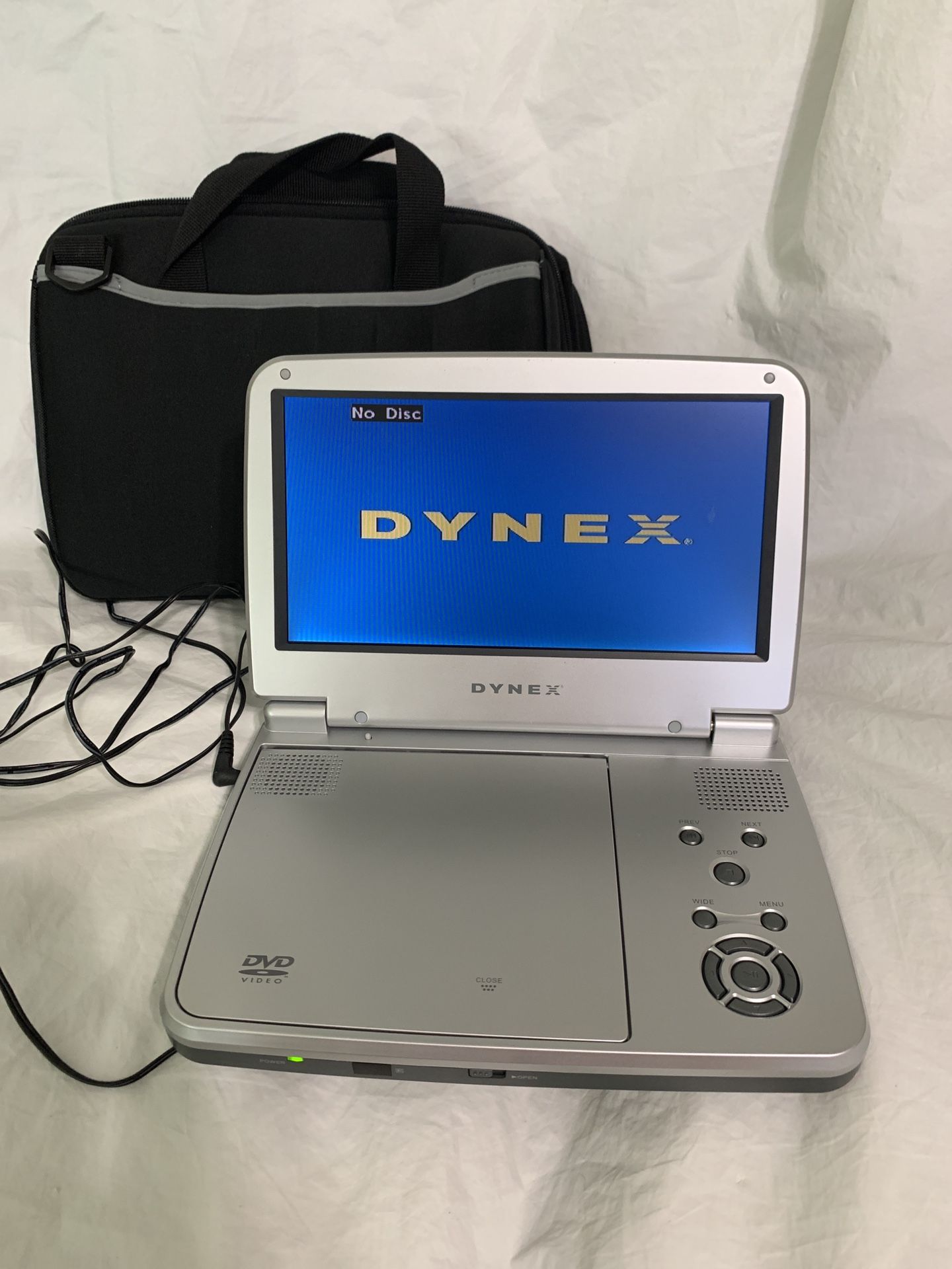 DVD player portable Dynex