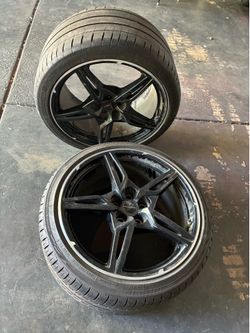 Corvette c8 rear 305 tires and wheels