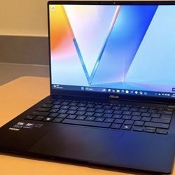 Laptop - Asus Vivobook 14” 16GB RAM