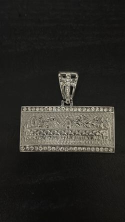 Last supper non-tarnishing pendant