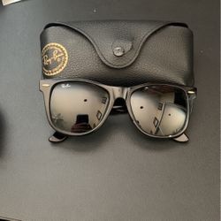 Ray Ban Sunglasses With Case