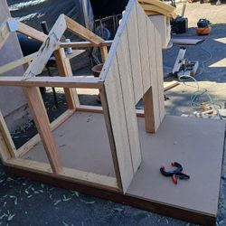 Dog House 