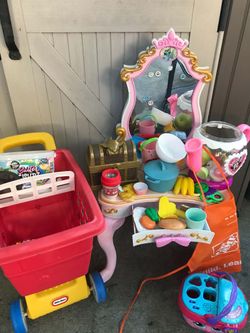 Bundle of toys for a kitchen all for $25 used condition Slauson ave /western