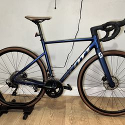 2023 Scott Speedster 10 Shimano 105 Endurance Road Bike 52cm Small Size Blue Color