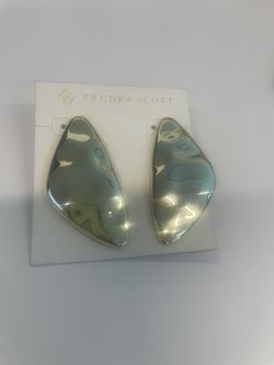 Kendra Scott Earrings