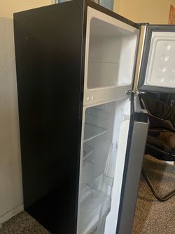 Vissani Refrigerator