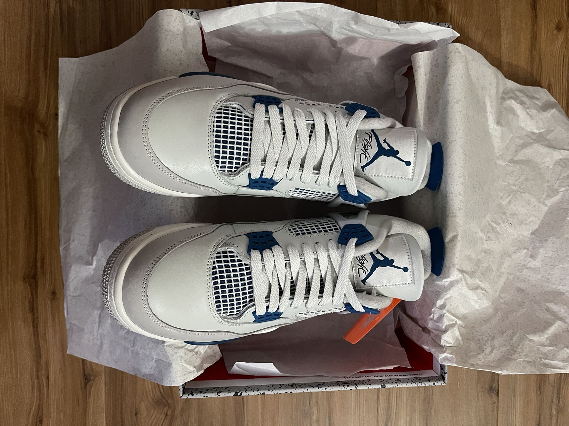 Air Jordan 4 Retro \