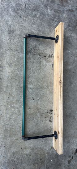Pull up bar