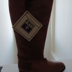 Brand NEW Frye Leather Boots