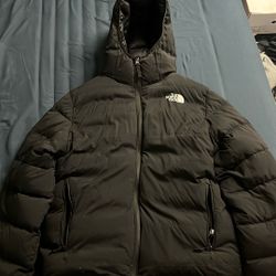 Northface  Hydrenalite down hoodie
