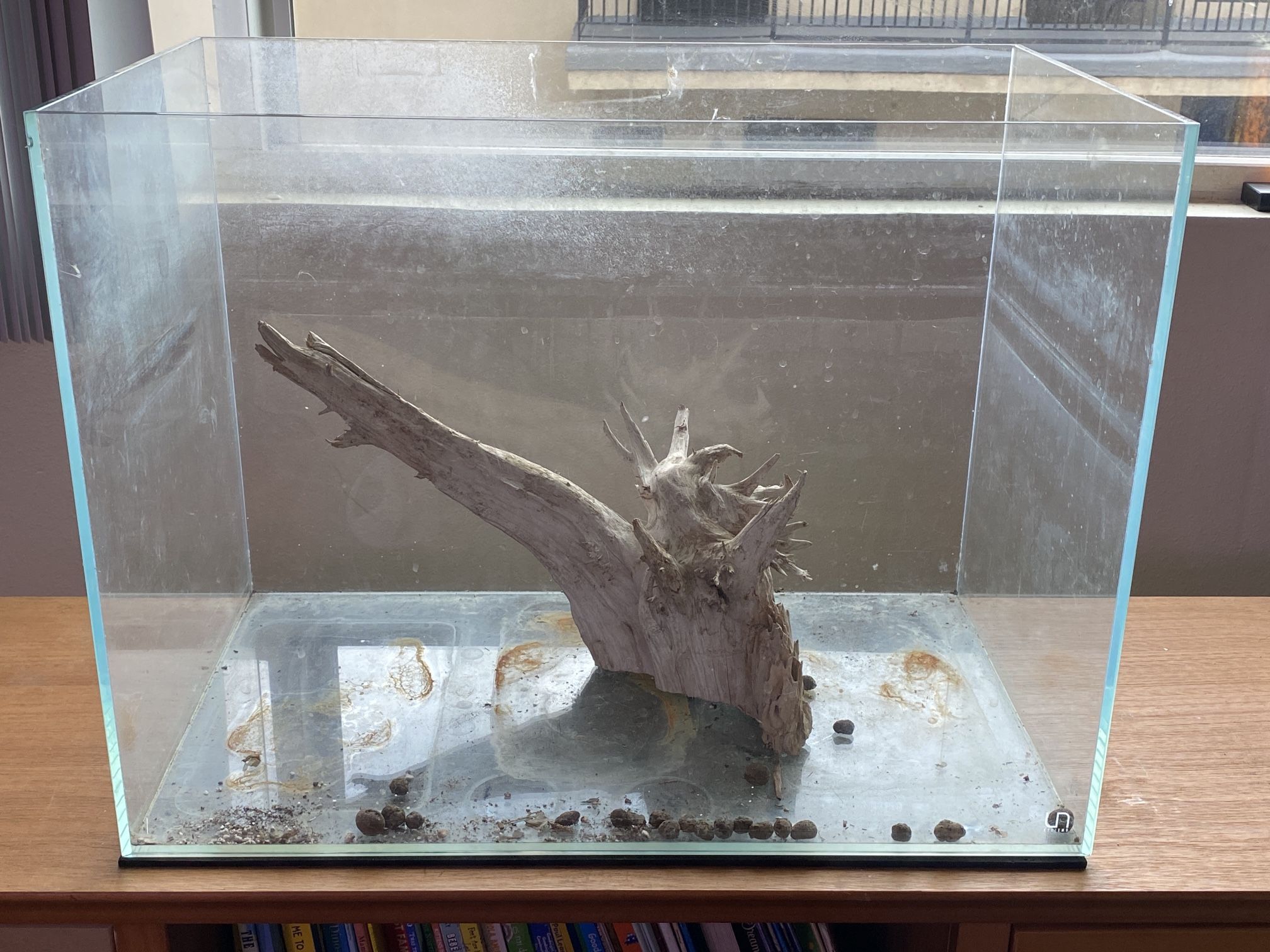 UNS 60U With Hardscape Looking To Trade