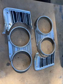 1967 chevelle headlight / grill /bezel trim