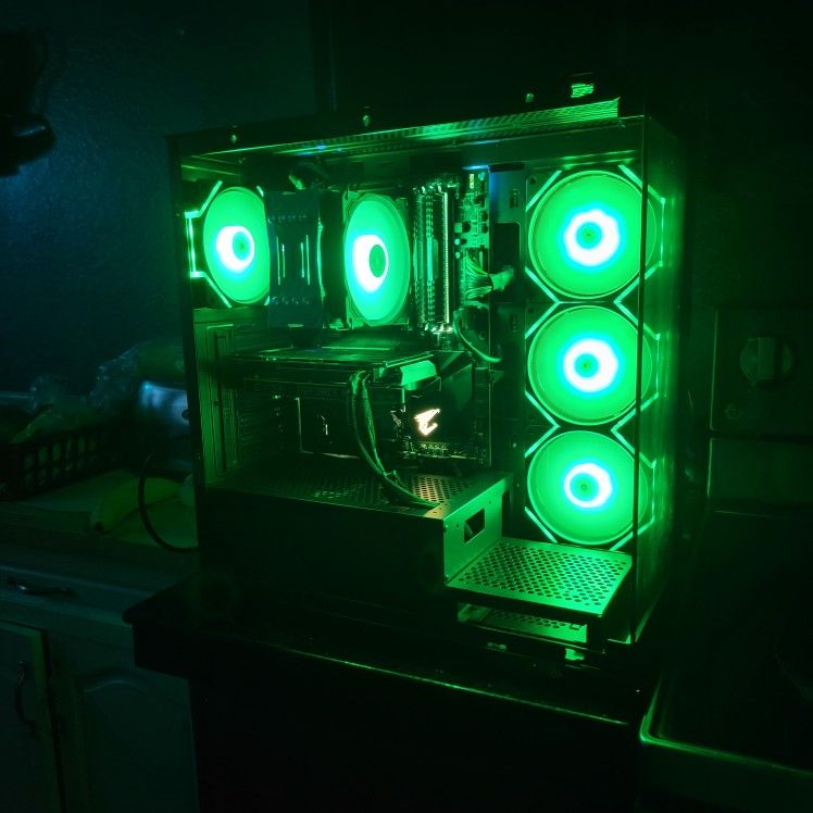 Gaming PC ✓ Super Nice ✓ Custom Built ✓ Win 11 