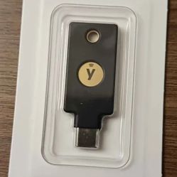 Yubico Security Key C NFC, a physical hardware security key used for multi-factor authentication