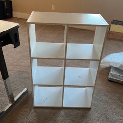 Free - Cubicle Book  Shelf