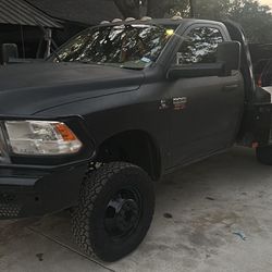 2012 Dodge 3500 Diesel 6 Speed 4x4 Only 150k Miles 