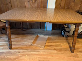 Wood Grain Extendable Dining Table