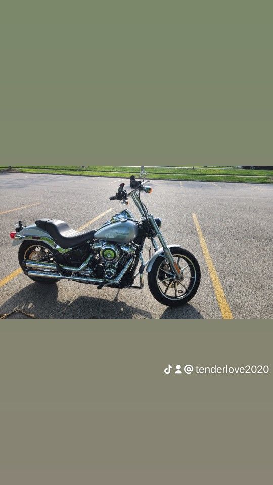 2019 HARLEY DAVIDSON Low rider