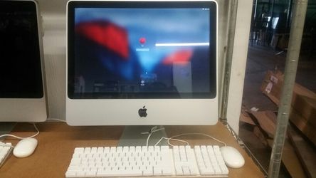 Imac 07 comes with keyboard and mouse