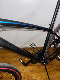 Specialized cross trail