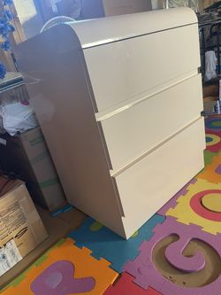 Small Dresser Or Nightstand 