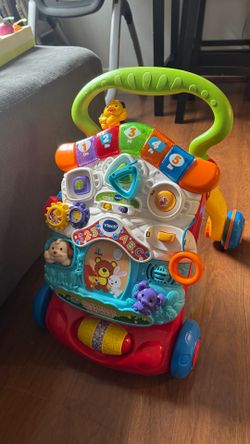 VTech Stroll & Discover Activity Walker with Accessories, Baby and Toddler Toys