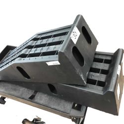Pittsburgh Portable Car Ramp Black Other Collectible