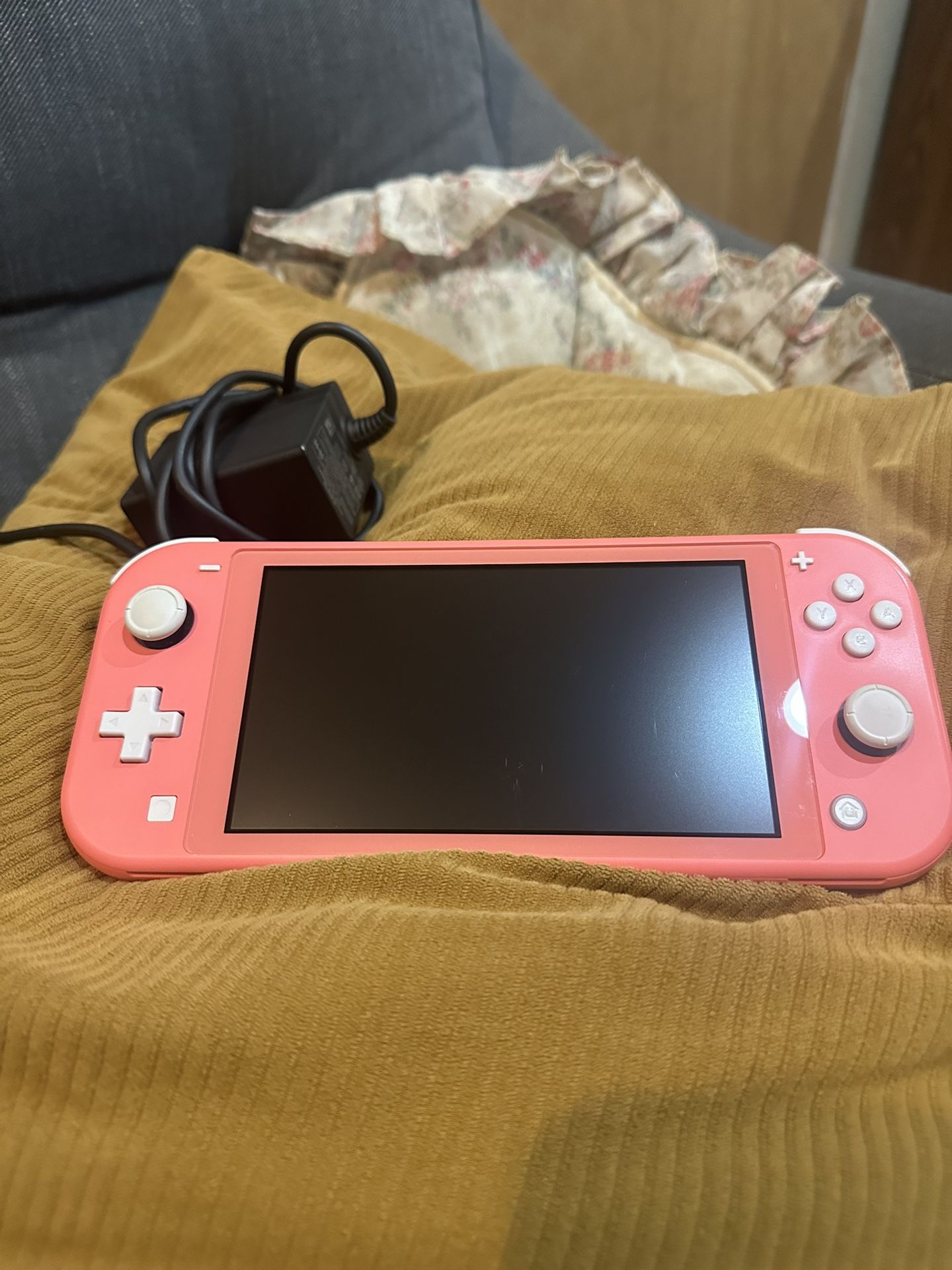 pink nintendo switch lite