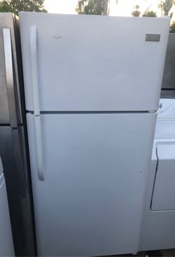 Frigidaire refrigerator