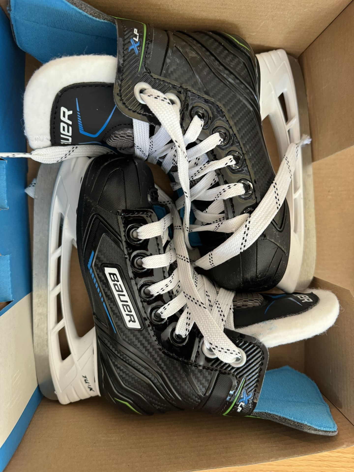 Kids ice skates