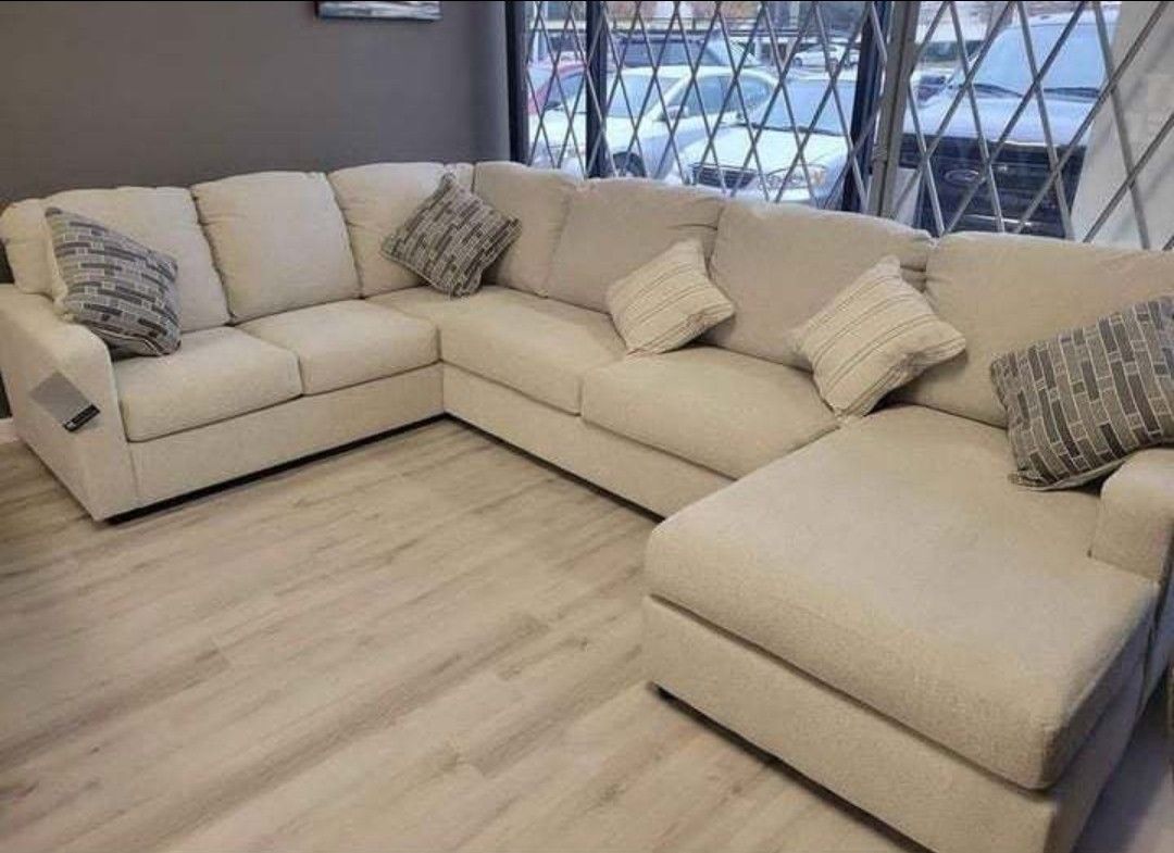 Edenfield 3pc Sectional,  Furniture Couch Livingroom Sofa 