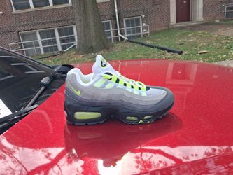 Brand New And Original Women Nike Air Max's 95" Sneakers Sizes 5.5y