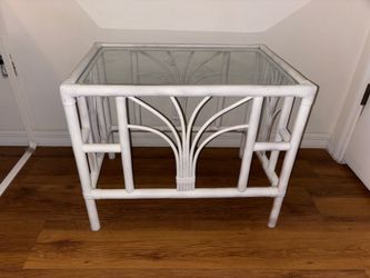 White Wood End Table – Side Table Nightstand Accent Table