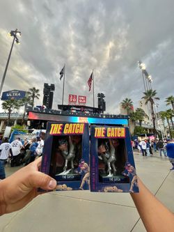 The catch bobble head