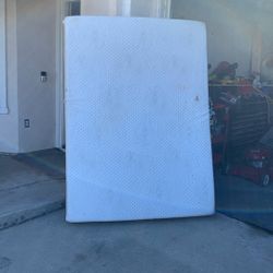 Full Size Mattress 