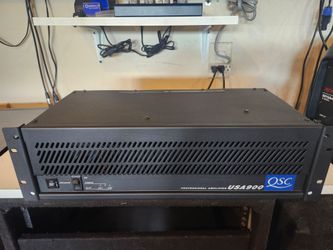 QSC USA900 Amplifier Like New!!!!