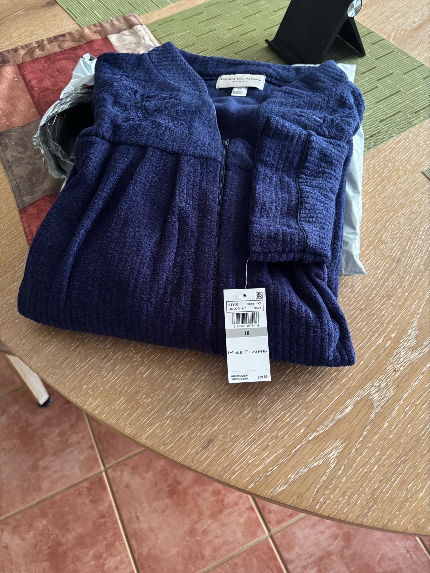 Women’s new Navy Bathrobe tags on