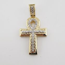 10k gold 1.0ctw Ahnk pendant