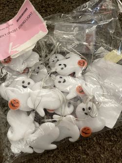 New bo friendly ghost string light
