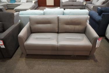 Luonto Jamie Leather Queen Loveseat Sleeper
