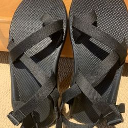 Brand New Men's Chaco River Hiking Sandals Black Size  12
