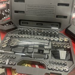Husky 94-Piece Mechanics Tool Set.  