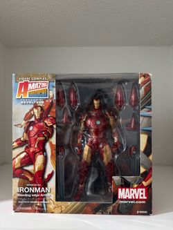 Revoltech (amazing yamaguchi) ironman Bleeding edge