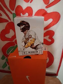 HA SEONG KIM BOBBLEHEAD.