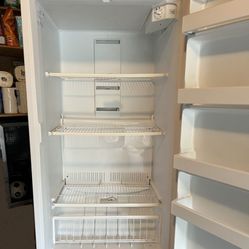 Maytag 16 Cu Ft Frost-Free Upright Freezer – Works Great